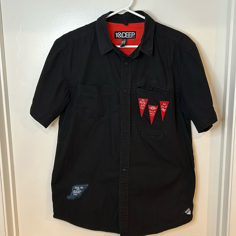 10 DEEP button down athletic champions shirt